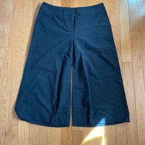 Black short bottoms loose